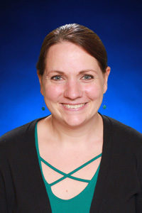This image has an empty alt attribute; its file name is 00014-200x300.jpg